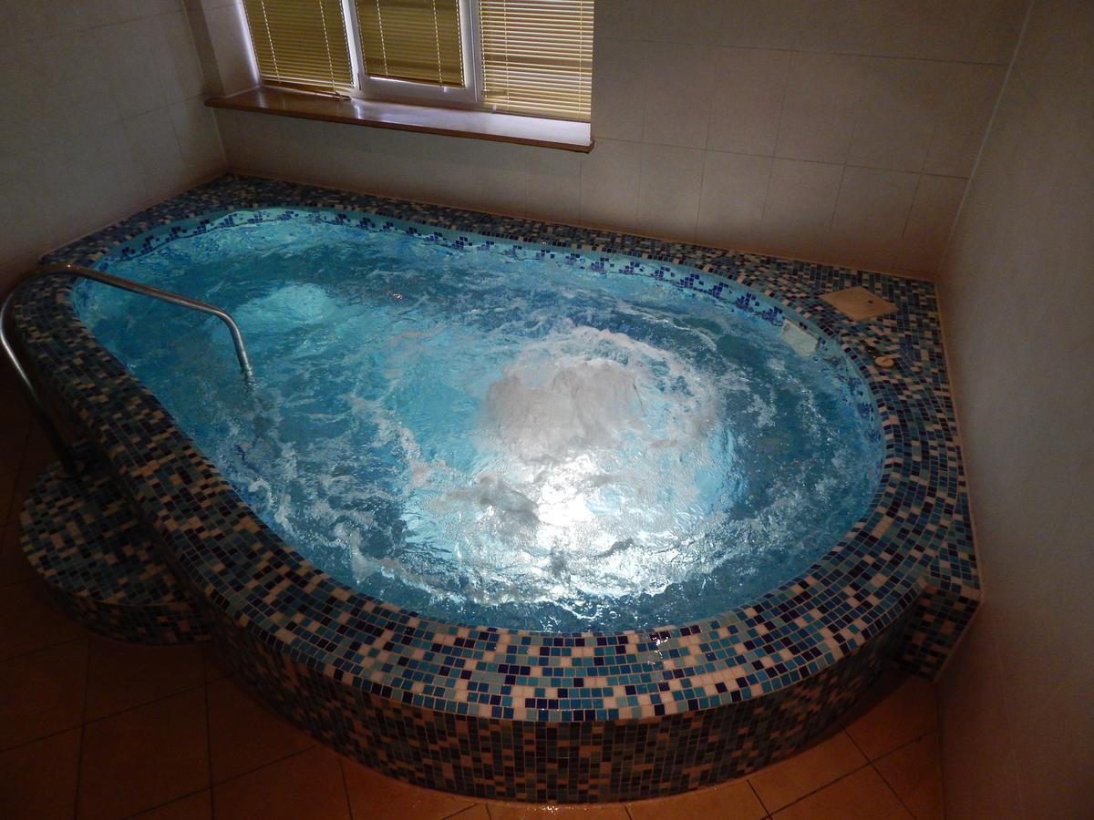 Karpaty Viking Motel Nizhneye Sinevidnoye Luaran gambar