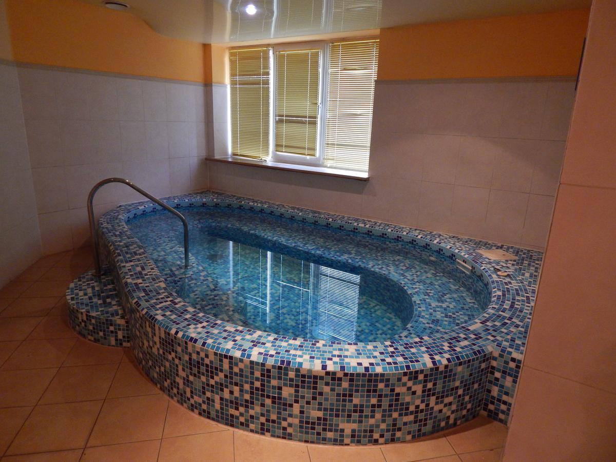 Karpaty Viking Motel Nizhneye Sinevidnoye Luaran gambar